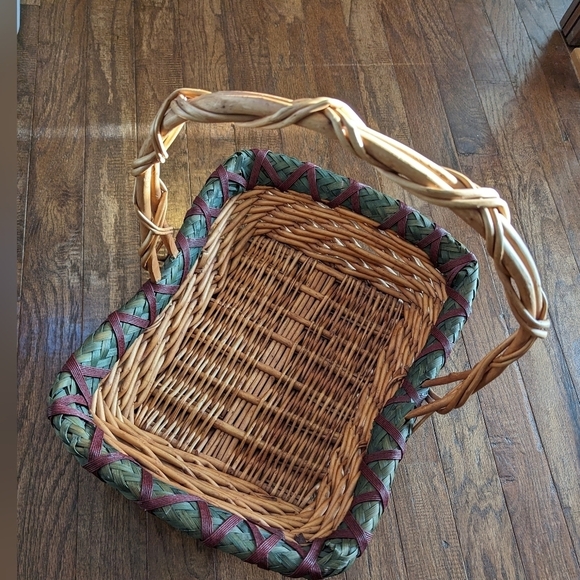 Italian Wicker basket large rectangle - Picture 3 of 7